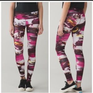 Lulu lemon  Wunder Under III leggings!